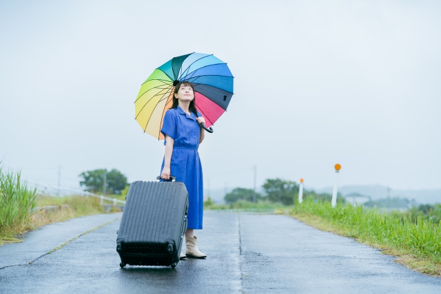 雨の日のキャリーケースの対策！荷物を守る4つの方法とおすすめ商品！
