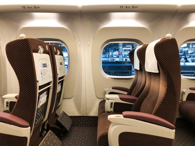 予約のコツ教えます！新幹線グリーン車向かい合わせ完全ガイド