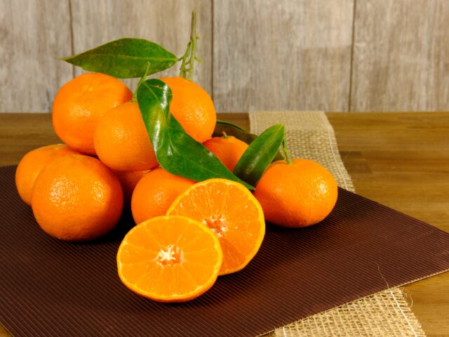 【保存版】橙とみかんの違いを徹底比較|見た目・味・用途が一目でわかる