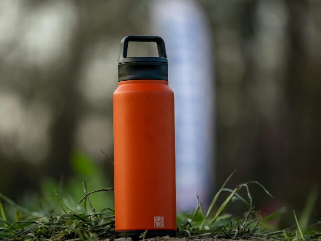 水筒のフタが固くて開かない!原因別に試せる対処法と予防のコツ