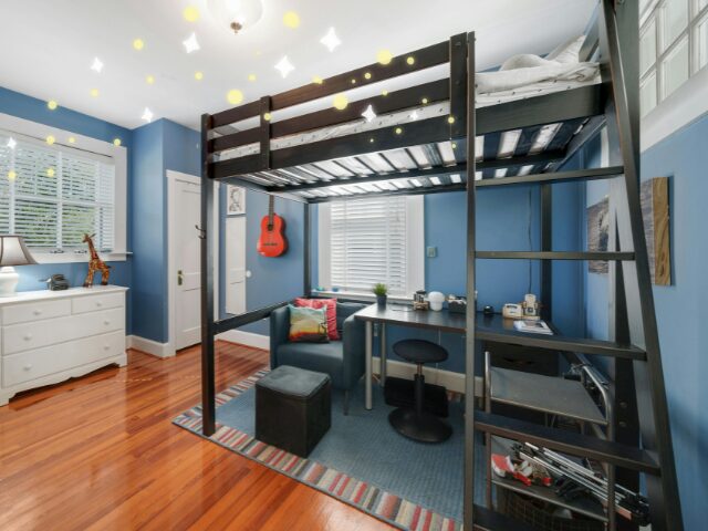 狭い部屋や子ども部屋でも収納が増える！ロフトベッド下の収納アイデア！